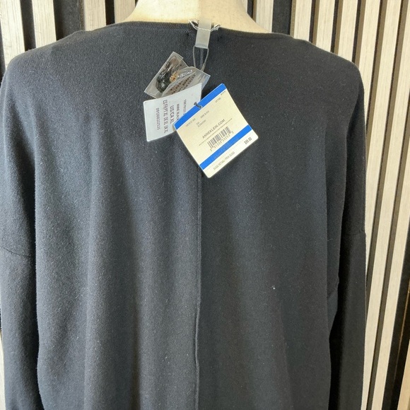 New ANNE KLEIN Black V-Neck Sweater with Silver Button Accents Sz XL - Picture 3 of 6